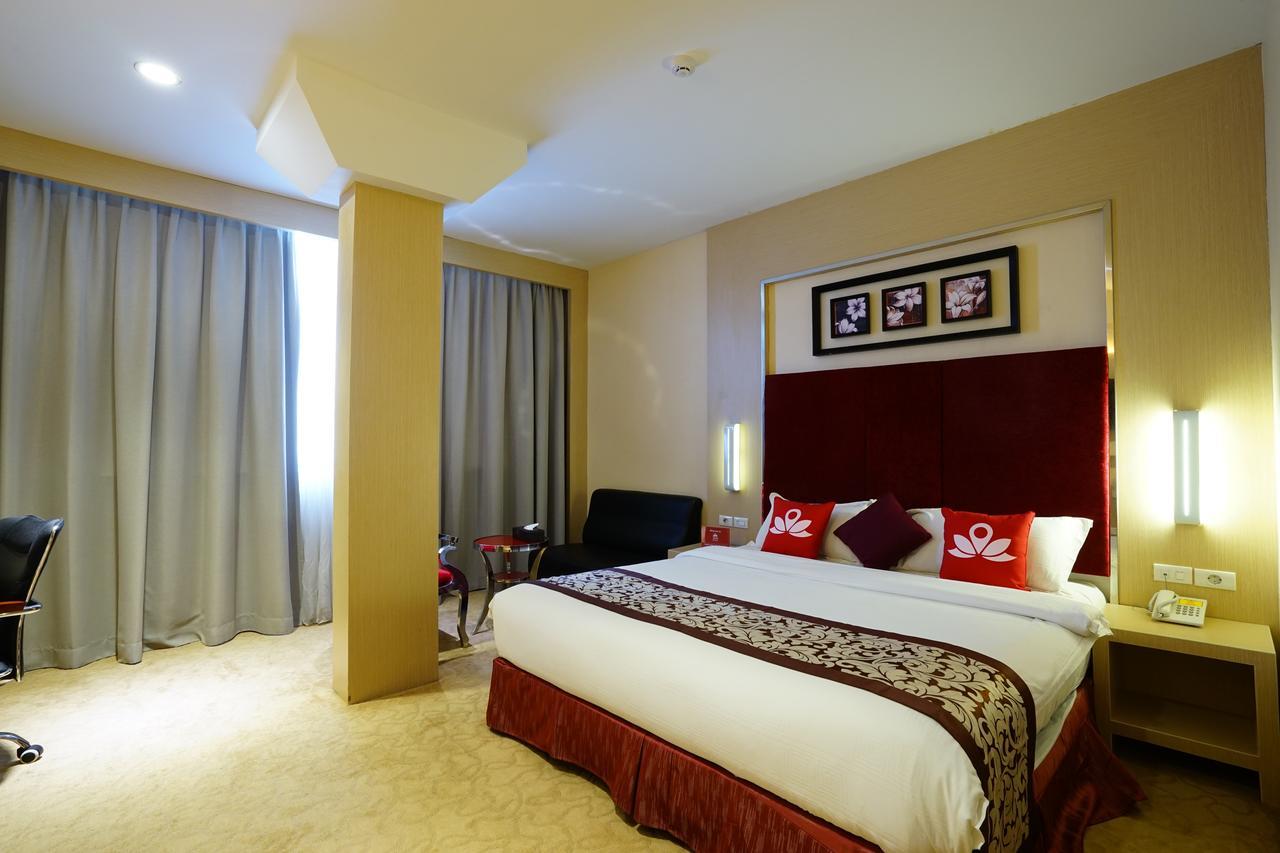 Zen Rooms Near Bcs Mall Penuin Batam Extérieur photo